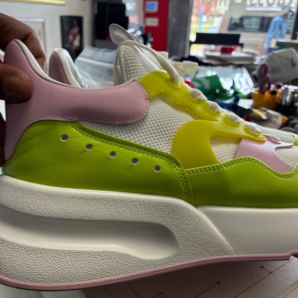 Alexander McQueen Oversized Men's Runner SZ 46 Rare No Size Tag Pre Owned Used - Picture 4 of 16